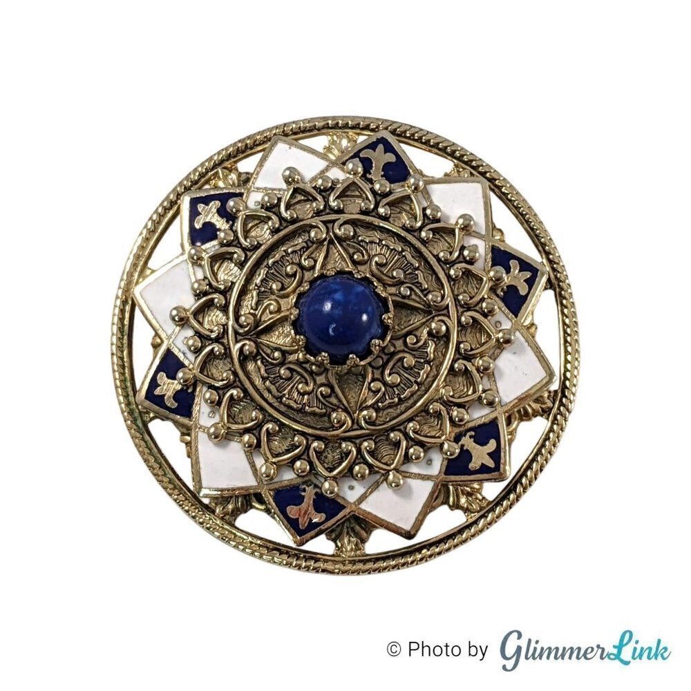 Vintage Ornate Round Blue White Fleurs de Lis Gold Tone Brooch Pin